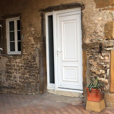 Leden Apartment Lissieu Екстериор снимка