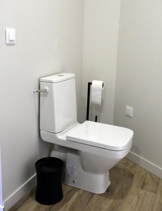 Leden Apartment Lissieu Екстериор снимка